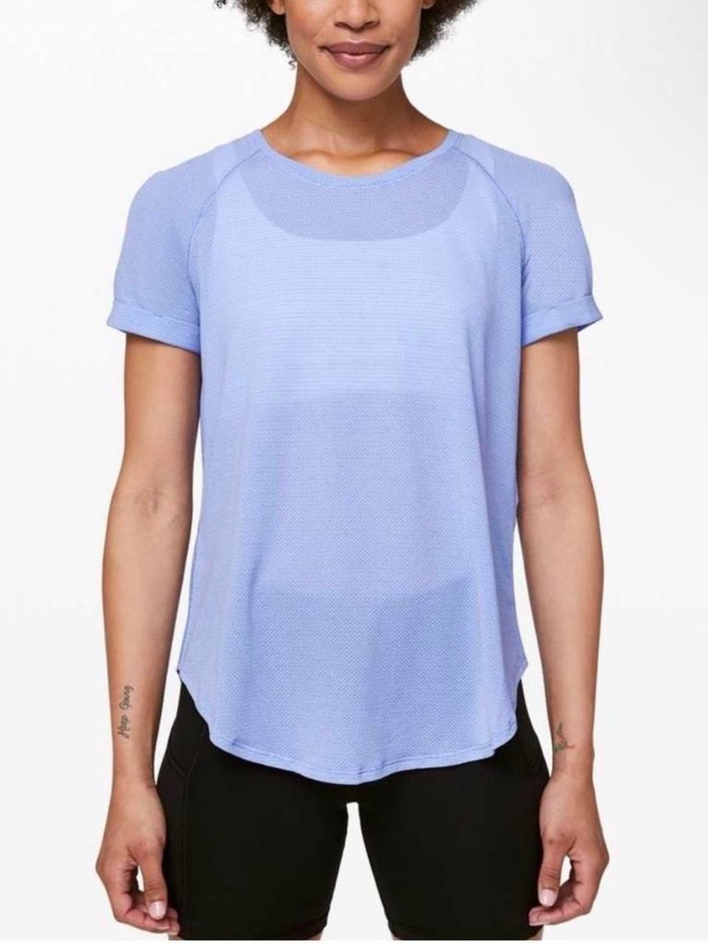 Lululemon blue short sleeve workout top open back flowy approximate size 6 yoga